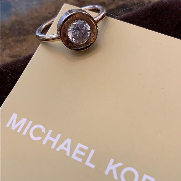 michael kors ring sizes